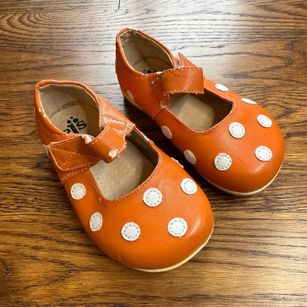 Puddle Jumper (PJs) Orange / White Polka Dot Kids Mary Jane Shoes Size 6
